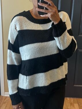Wyld Hart Black White Striped Distressed Ladder Knit Grunge Sweater Size M